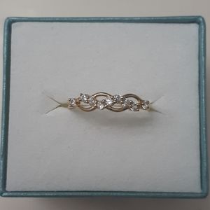 10K gold ring